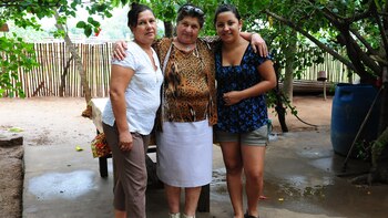 Elma, su hija Antonia y