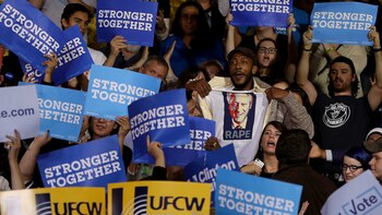 Quienes vistan una remera con