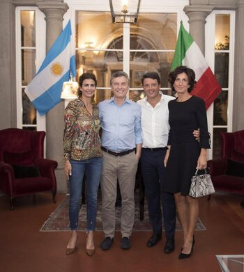 Así se vistió Juliana Awada