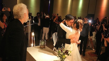 El beso apasionado entre Diego