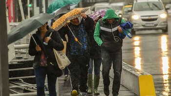 Podría haber ráfagas e intensa caída de agua en un período corto (Télam)