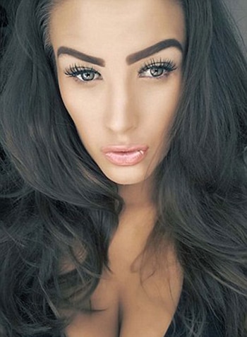 Jessica Davidson tiene 21 años.