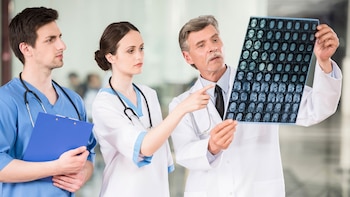 Los investigadores relacionaron la vacunación de la gripe con la aparición de FA y ACV (iStock)