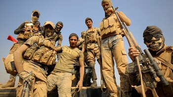 Soldados iraquíes rumbo a la