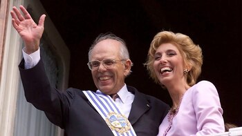 Batlle saluda junto a su