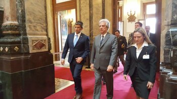 El presidente Tabaré Vázquez acompañado