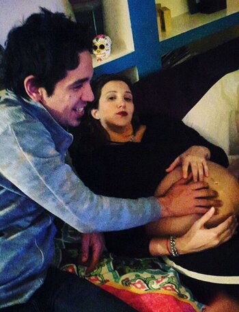 Guatti y su mujer, aun