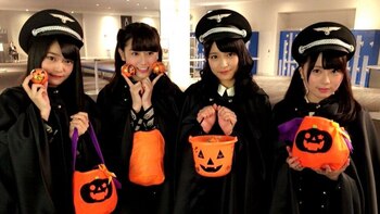 Las jóvenes celebraron Halloween con