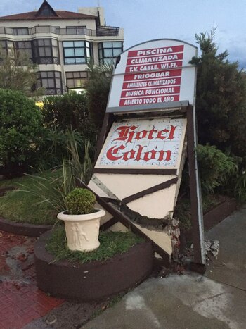 El frente del hotel Colón