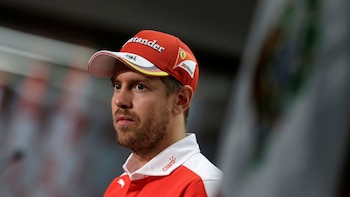Sebastian Vettel sería sancionado por la FIA tras insultar ferozmente al directivo Charlie Whiting en plena carrera (Reuters)