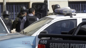 El empresario estuvo muy custodiado