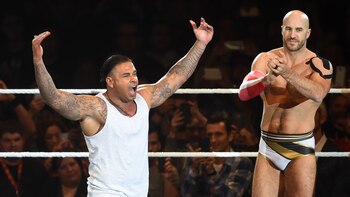 Realizó su debut en la