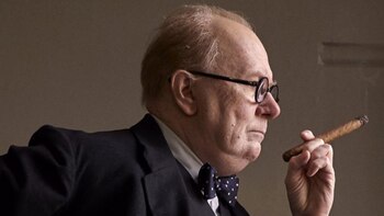 Gary Oldman es Winston Churchill