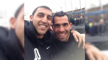 Wanchope Abila y Carlos Tevez