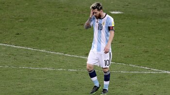 La vuelta de Lionel Messi no pudo salvar al combinado nacional (AP)