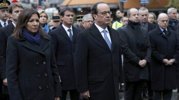 El presidente Hollande junto a