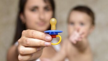 La succión del chupete es