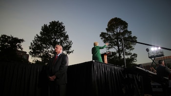 Con Hillary Clinton, a todas