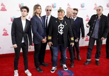 Los Fabulosos Cadillacs sorprendieron con