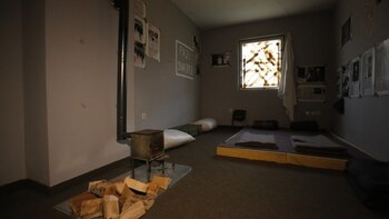 Una de las habitaciones del