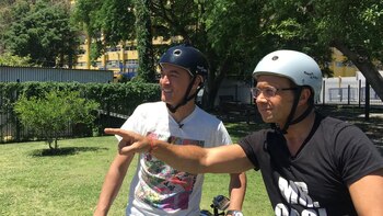 Sergio Lapegüe recorrió "en bici"