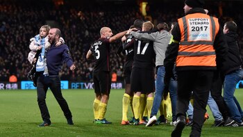 El padre festejó en medio