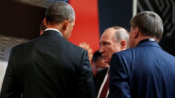 El momento del encuentro entre Barack Obama y Vladimir Putin (Reuters)