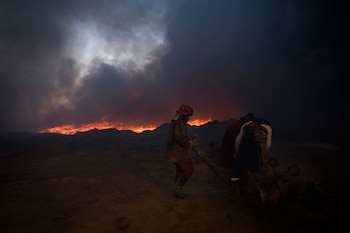 ISIS quema yacimientro petrolíferos para