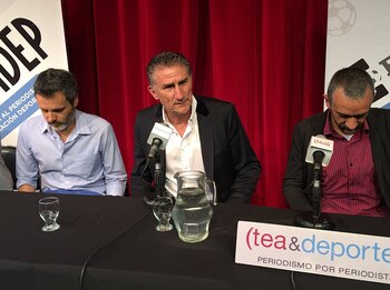 Bauza habló con los alumnos