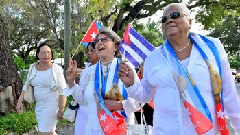 María Elena Alpizar, Dolia Leal,