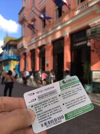 Tarjeta ETECSA, vendida a USD