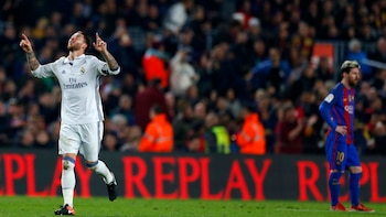 (AP) Sergio Ramos y Lionel Messi se convirtieron en los capitanes y referentes de sus equipos