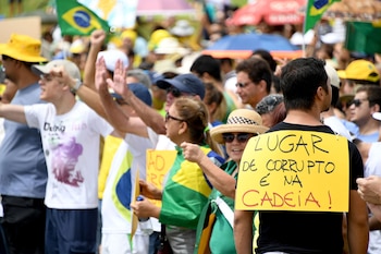 Nuevas acusaciones de corrupción contra