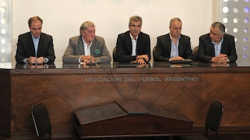 Elizondo fue presentado en la