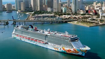 El crucero Norwegian ‘Getaway’ partiendo