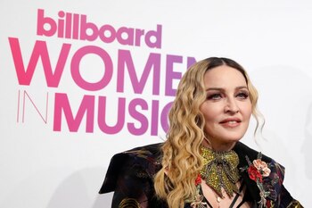Madonna en la alfombra roja Billboard Magazine’s 11th annual Women in Music, en Nueva York (REUTERS/Shannon Stapleton)
