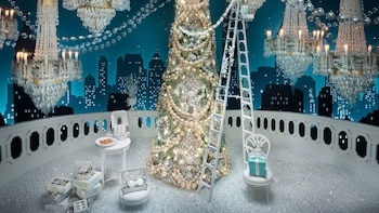 Tiffany & Co presentó su propuesta Navideña 2016 inspirada en un picnic en el majestuoso Central Park de Nueva York
