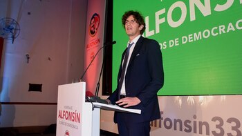 Martín Lousteau (Nicolás Stulberg)