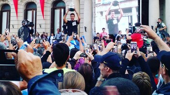 El tenista con la Copa