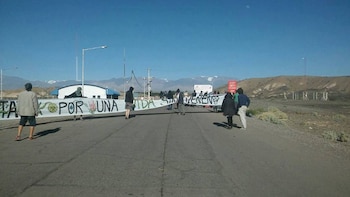 (Asamblea Jáchal No Se Toca)