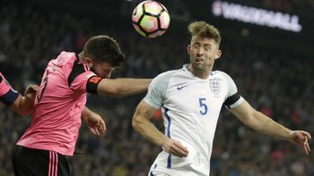 Ambos equipos lucieron el brazalete