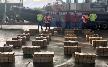 La Armada de Colombia se