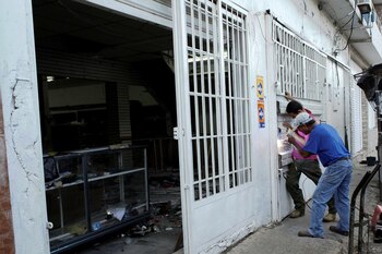 “Fueron totalmente desvalijados y desmantelados,