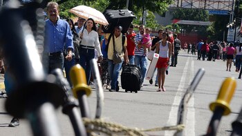 Cientos de miles de venezolanos