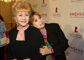 Debbie Reynolds y Carrie Fisher tenían un estrecho y complicado vínculo (AP Photo/Jill Connelly, File)