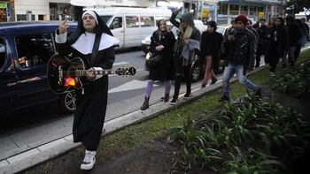 Aldana apareció en una protesta