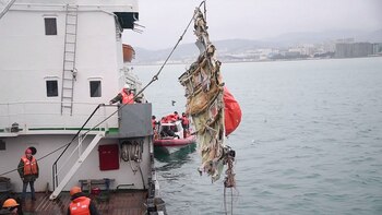 Uno de los restos del fuselaje del avión ruso (AFP)