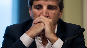 El ministro de Finanzas Luis
