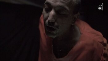 El video muestra al hombre