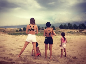 Marcela Kloosterboer y Agustina Cherris